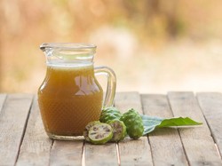 Daftar Penyakit yang Bisa Dicegah dengan Minum Jus Mengkudu, Cek di Sini!
