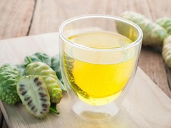 5 Manfaat Jus Mengkudu, Pahit Tapi Bisa Tingkatkan Imunitas Tubuh