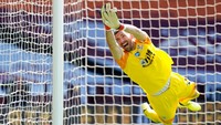 Kiper Crystal Palace asal Spanyol, Vicente Guaita duduk di posisi kedelapan. Dia mencatatkan 110 penyelamatan (Getty Images)