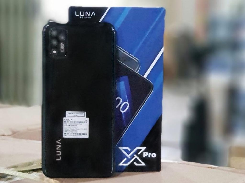 Luna Rilis Ponsel Rp 1 Jutaan dengan Tiga Kamera Luna Rilis Ponsel Rp 1 Jutaan dengan Tiga Kamera