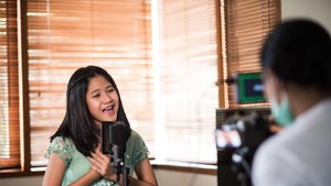 Maisha Kanna Belajar Rekaman Jarak Jauh Selama PSBB