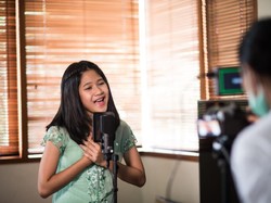 Maisha Kanna Belajar Rekaman Jarak Jauh Selama PSBB