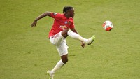 Kedua, Manchester United juga harus membenahi pos bek sayap kanan. Cuma ada Aaron Wan-Bissaka dan Brandon Williams (Getty Images)