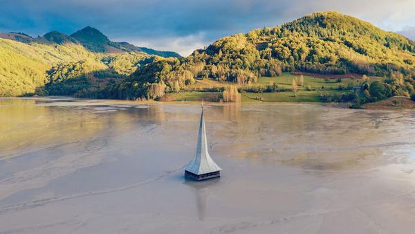 Potret Desa di Rumania yang Berubah Jadi Lembah Beracun