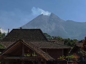 Brrrr! Suhu di Desa Teratas Gunung Merapi Turun Sampai 16 Derajat Celsius