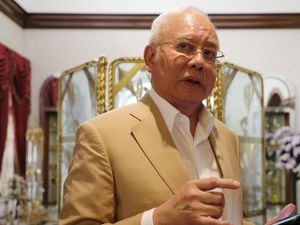 Najib Akui Sarankan UMNO Dukung Anwar Ibrahim, Tapi... Najib Akui Sarankan UMNO Dukung Anwar Ibrahim, Tapi...