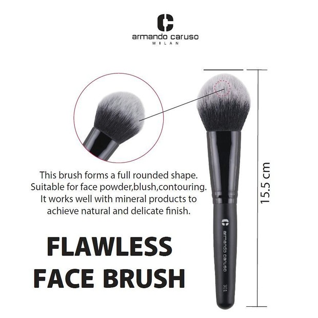 Rekomendasi Powder Brush yang Terjangkau