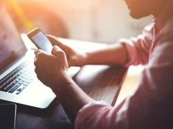 Unlimited Tanpa Tapi, Smartfren Unlimited 24 Jam di Semua Aplikasi.