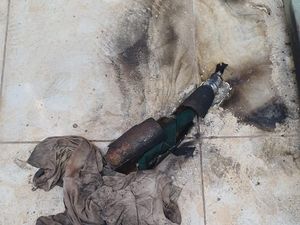 Rekaman CCTV Rumah Ketua KPU Muna Dilempar Bom Molotov