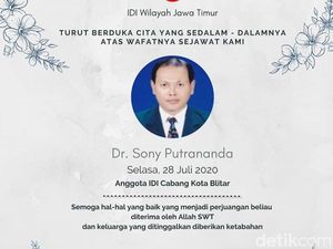 Seorang Dokter di Blitar Meninggal Terpapar COVID-19 Seorang Dokter di Blitar Meninggal Terpapar COVID-19