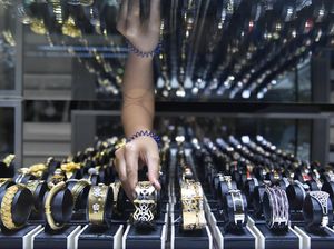 Pasca Lebaran, Pusat Toko Emas Cikini Sepi