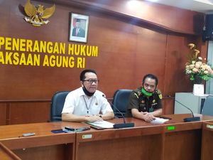 Kejagung Copot Jabatan Jaksa yang Foto Bareng Djoko Tjandra Kejagung Copot Jabatan Jaksa yang Foto Bareng Djoko Tjandra