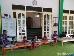 Ini Masjid di Magelang yang Sediakan WiFi Gratis untuk Belajar Online