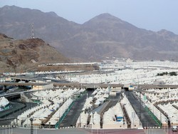 Jemaah Terpilih Mulai Laksanakan Ibadah Haji Hari Ini