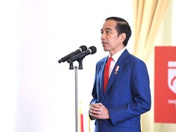 Jokowi Janji Pungli Hilang Lewat Omnibus Law Cipta Kerja