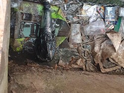 Teror Bom Molotov di PAC PDIP Cileungsi Bogor Nihil Korban