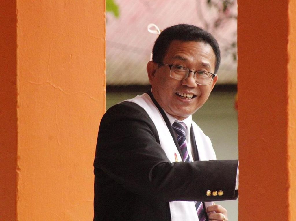 Peretasan WhatsApp Gomar Gultom Berawal dari Akun Garin Nugroho yang Di-hack Peretasan WhatsApp Gomar Gultom Berawal dari Akun Garin Nugroho yang Di-hack