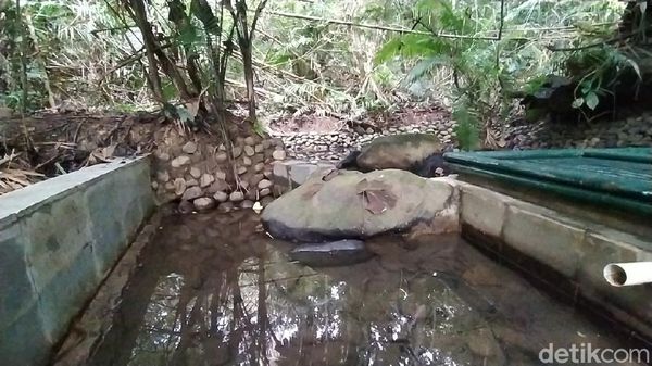 Foto: Mata Air di Ciamis yang Konon Bisa Sembuhkan Penyakit