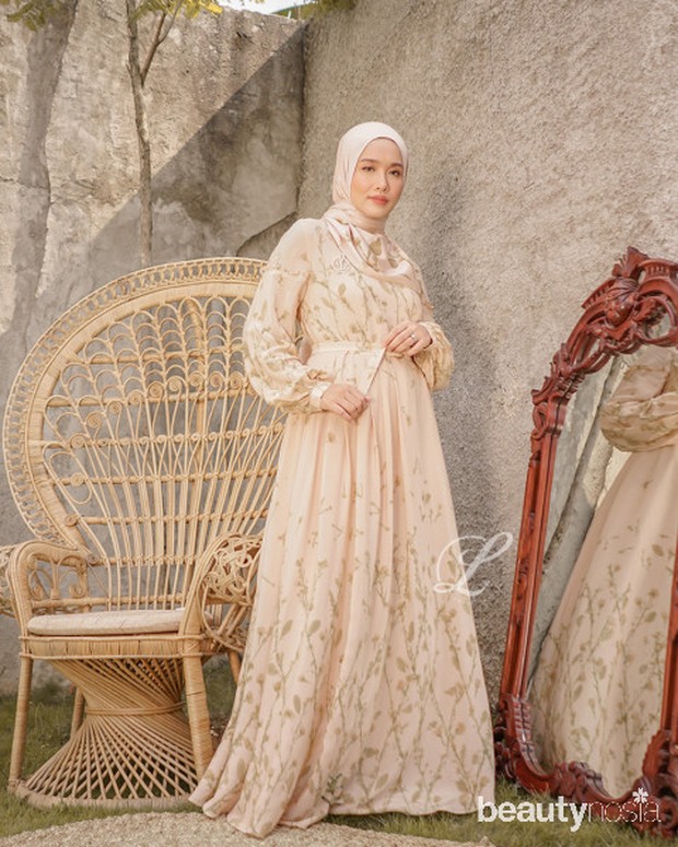 MF 25 dress/lbylcb.com terdapat rimpel pada bagian lengan sehingga terlihat manis saat dikenakan