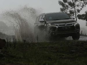 Sewa Mitsubishi Pajero di Raja Ampat Rp 1,5 Juta per 12 Jam, Mobil Lainnya? Sewa Mitsubishi Pajero di Raja Ampat Rp 1,5 Juta per 12 Jam, Mobil Lainnya?