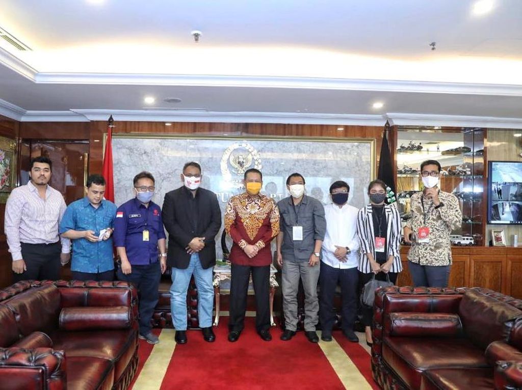 Agar Tak Terimbas COVID-19, MPR Dukung Stimulus ke Pekerja Media Agar Tak Terimbas COVID-19, MPR Dukung Stimulus ke Pekerja Media