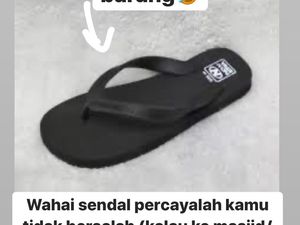 Heboh Kafe Larang Pengunjung Pakai Sandal Jepit, Begini Penjelasannya Heboh Kafe Larang Pengunjung Pakai Sandal Jepit, Begini Penjelasannya