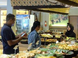 Pemilik Restoran Bumbu Desa dan Kampung Sampireun Meninggal Dunia Pemilik Restoran Bumbu Desa dan Kampung Sampireun Meninggal Dunia