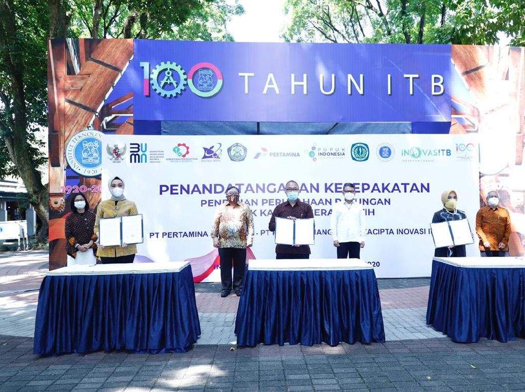 Dirut Pertamina Harap Pabrik Katalis Tingkatkan Industri Nasional Dirut Pertamina Harap Pabrik Katalis Tingkatkan Industri Nasional