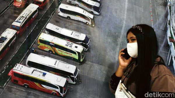 Begini Suasana Arus Mudik Idul Adha di Terminal Pulogebang