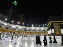 Raja Salman Beri Lampu Hijau Insentif untuk Operator Haji dan Umroh