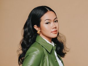 Yura Yunita Gelar Pengajian, Siap Nikah dengan Donne Maula Yura Yunita Gelar Pengajian, Siap Nikah dengan Donne Maula