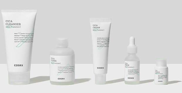 Brand COSRX ini terkenal dengan beragam produk skincare vegan berkualitasnya.