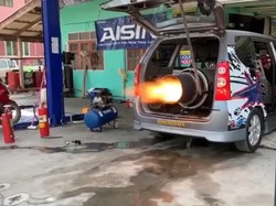 Ganas, Toyota Avanza Ini Dipasangi Mesin Jet