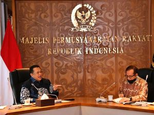 Ketua MPR Dorong NU & Muhammadiyah Ambil Saham Bank Muamalat