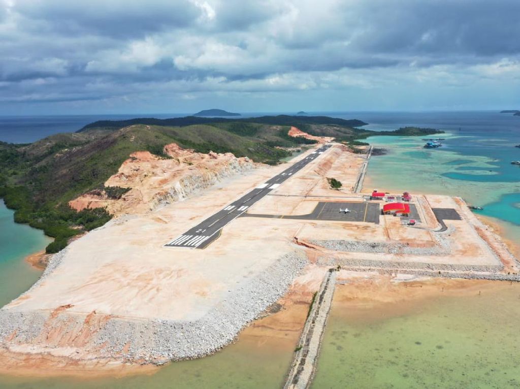 Bandara Tambelan Siap Beroperasi Layani Rute ke Tanjung Pinang Bandara Tambelan Siap Beroperasi Layani Rute ke Tanjung Pinang