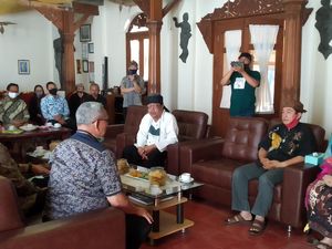Bupati Kuningan Bertemu dengan Sunda Wiwitan Bahas Polemik Pembangunan Makam