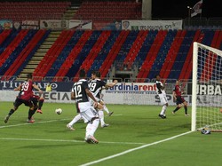 Hasil Liga Italia: Milan Pesta Gol, Juventus Tumbang