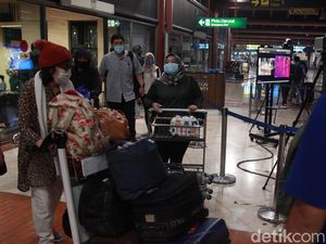 Kian Ketat Syarat Perjalanan di RI Gegara Tsunami Corona India
