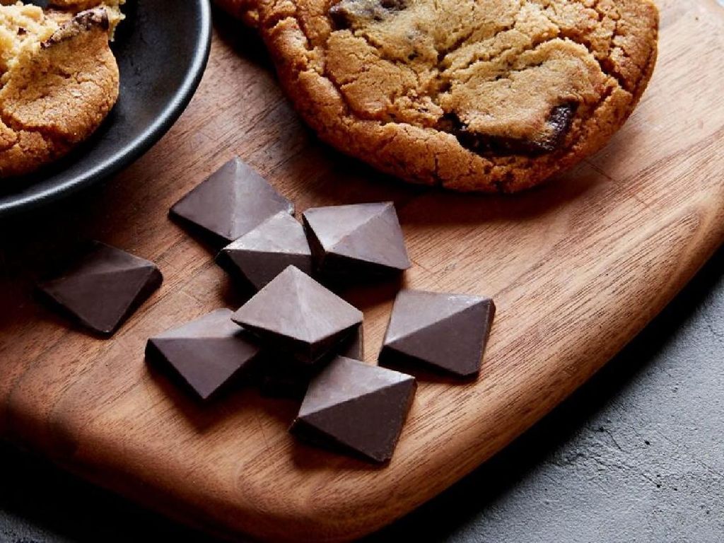 Insinyur Tesla Iseng Bikin Cokelat dengan Teknologi Tinggi Insinyur Tesla Iseng Bikin Cokelat dengan Teknologi Tinggi