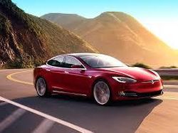 Mantap! Beli Mobil Tesla Bisa Pakai Bitcoin