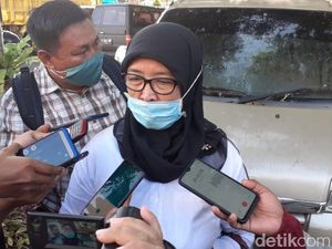 Oknum LSM Diduga Mabuk Saat Keroyok Dokter RSUD Blambangan Banyuwangi Oknum LSM Diduga Mabuk Saat Keroyok Dokter RSUD Blambangan Banyuwangi