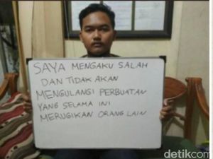 Gilang Bungkus Pelaku Fetish Pocong Jarik Ditangkap! Gilang Bungkus Pelaku Fetish Pocong Jarik Ditangkap!