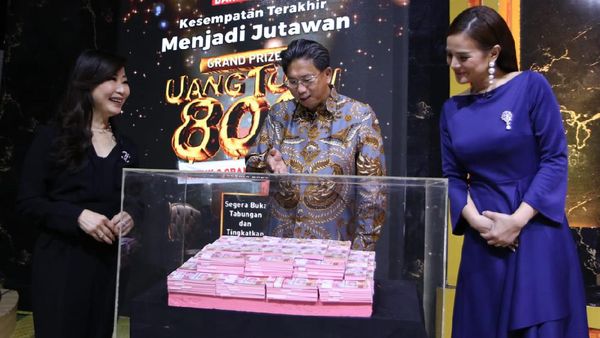 Penyerahan Hadiah Grand Prize Kejutan di Rumah Bareng Mega