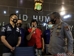 Pengacara Ahok Datangi Polda Metro, Cek Hasil Pemeriksaan