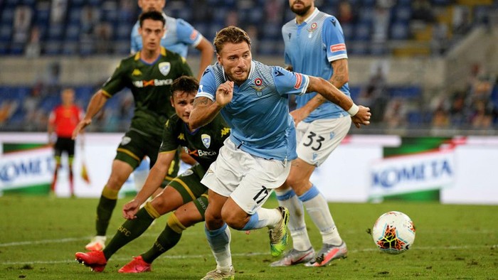 ROME, ITALY - JULY 29: Ciro Immobile of SS Lazio in action during the Serie A match between SS Lazio and  Brescia Calcio at Stadio Olimpico on July 29, 2020 in Rome, Italy. (Photo by Marco Rosi - SS Lazio/Getty Images)