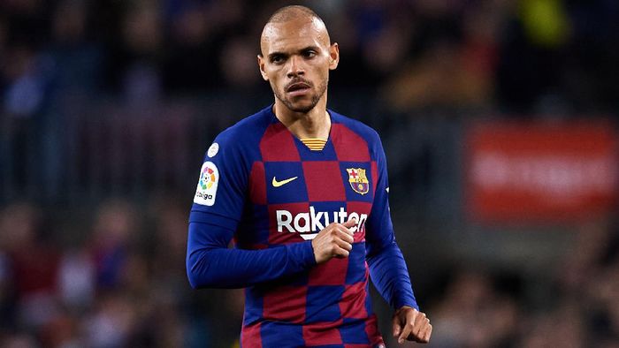 Martin Braithwaite BARCELONA, SPAIN - MARCH 07: Martin Braithwaite of FC Barcelona looks on during the Liga match between FC Barcelona and Real Sociedad at Camp Nou on March 07, 2020 in Barcelona, Spain. (Photo by Alex Caparros/Getty Images)