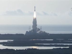 Robot Tercanggih NASA Melesat ke Mars, Cari Bukti Kehidupan Robot Tercanggih NASA Melesat ke Mars, Cari Bukti Kehidupan