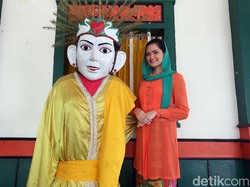 Mau Jadi Abang None, Haruskah Ber-KTP Jakarta?