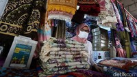 Pedagang Pernak-pernik Haji Menjerit di Masa Pandemi