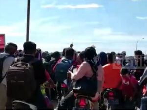 Penumpang Melonjak, Penyeberangan Torobulu-Tampo Tambah Trip